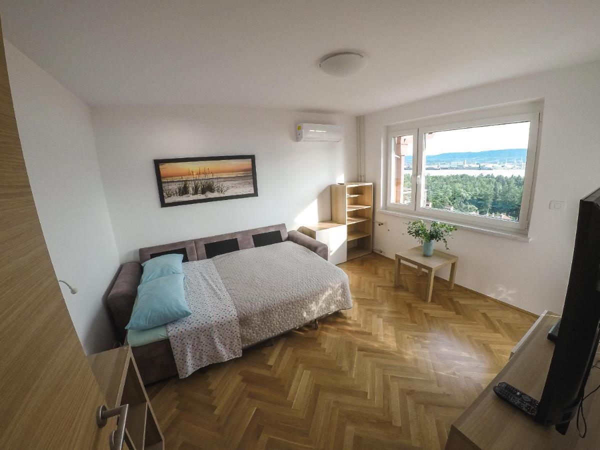 Garden View Apartments Ankaran Zewnętrze zdjęcie