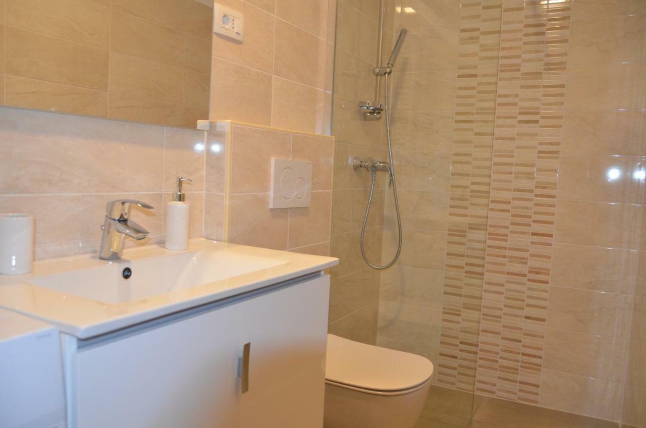 Garden View Apartments Ankaran Zewnętrze zdjęcie