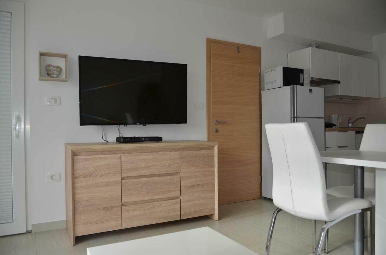 Garden View Apartments Ankaran Zewnętrze zdjęcie